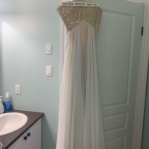 La femme dress size 2